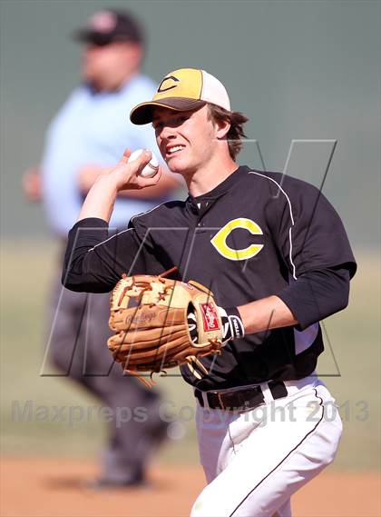 Thumbnail 2 in Crandall vs Athens (UIL 3A Area Playoff Game 3) photogallery.