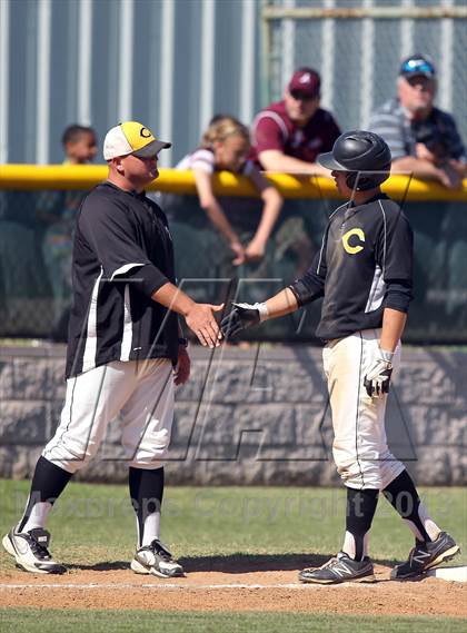 Thumbnail 2 in Crandall vs Athens (UIL 3A Area Playoff Game 3) photogallery.