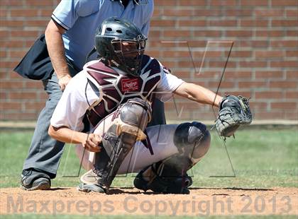 Thumbnail 3 in Crandall vs Athens (UIL 3A Area Playoff Game 3) photogallery.