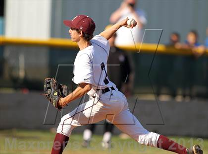 Thumbnail 3 in Crandall vs Athens (UIL 3A Area Playoff Game 3) photogallery.
