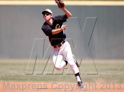 Thumbnail 3 in Crandall vs Athens (UIL 3A Area Playoff Game 3) photogallery.