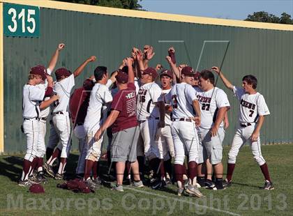 Thumbnail 3 in Crandall vs Athens (UIL 3A Area Playoff Game 3) photogallery.