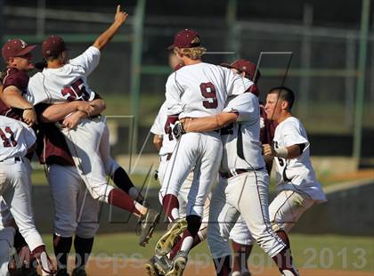 Thumbnail 3 in Crandall vs Athens (UIL 3A Area Playoff Game 3) photogallery.