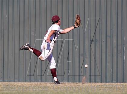 Thumbnail 1 in Crandall vs Athens (UIL 3A Area Playoff Game 3) photogallery.
