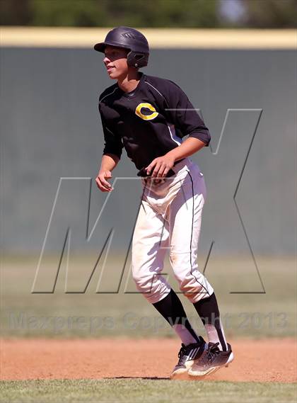 Thumbnail 3 in Crandall vs Athens (UIL 3A Area Playoff Game 3) photogallery.