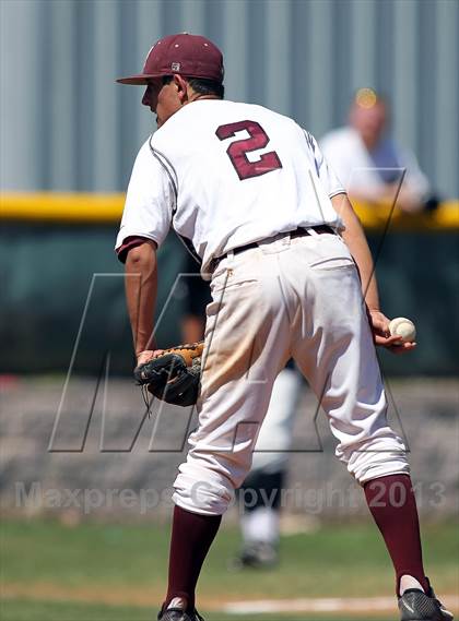 Thumbnail 3 in Crandall vs Athens (UIL 3A Area Playoff Game 3) photogallery.