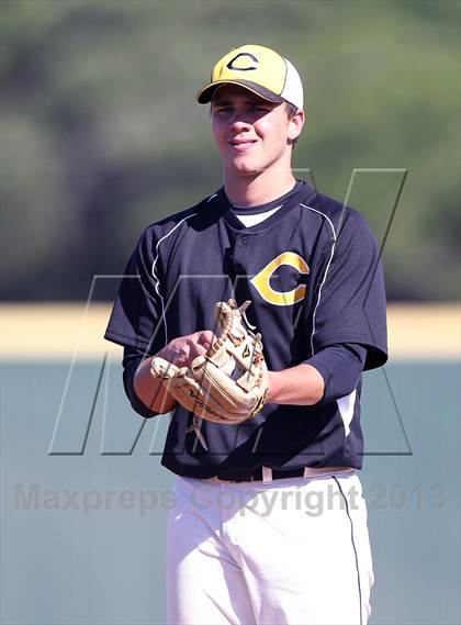 Thumbnail 2 in Crandall vs Athens (UIL 3A Area Playoff Game 3) photogallery.