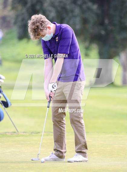 Thumbnail 2 in River Oaks Boys Golf Meet photogallery.