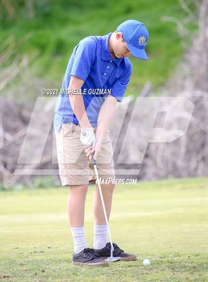 Thumbnail 2 in River Oaks Boys Golf Meet photogallery.