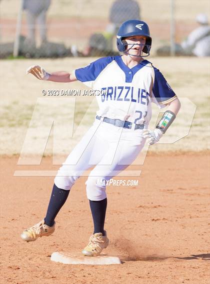Thumbnail 2 in Spring Valley vs Pahrump Valley (Sherm Bennett Memorial Tournament) photogallery.