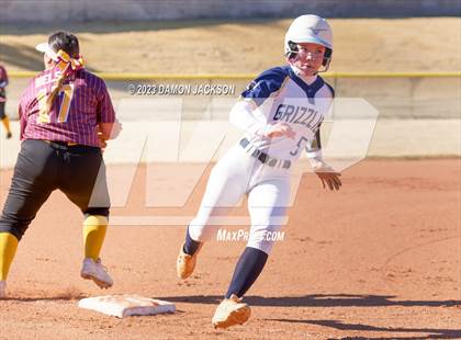 Thumbnail 1 in Spring Valley vs Pahrump Valley (Sherm Bennett Memorial Tournament) photogallery.