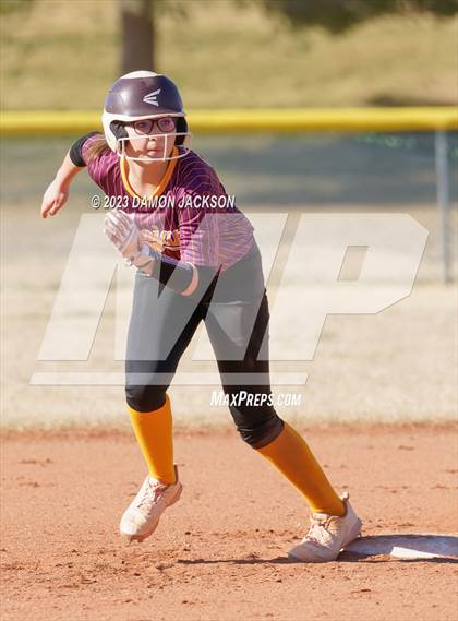 Thumbnail 3 in Spring Valley vs Pahrump Valley (Sherm Bennett Memorial Tournament) photogallery.