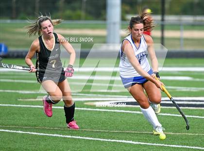 Thumbnail 2 in Lampeter-Strasburg @ Berks Catholic photogallery.