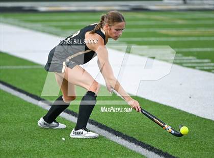 Thumbnail 2 in Lampeter-Strasburg @ Berks Catholic photogallery.