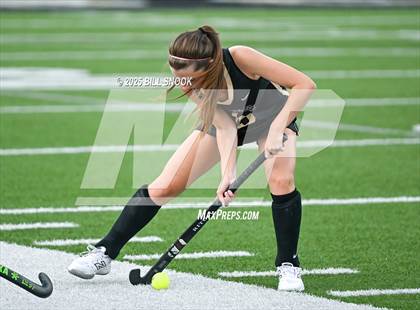Thumbnail 2 in Lampeter-Strasburg @ Berks Catholic photogallery.