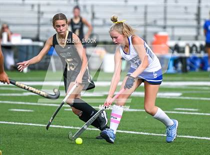 Thumbnail 2 in Lampeter-Strasburg @ Berks Catholic photogallery.