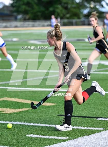 Thumbnail 2 in Lampeter-Strasburg @ Berks Catholic photogallery.