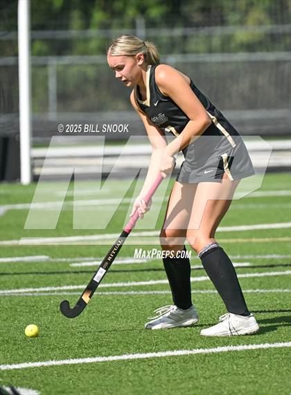 Thumbnail 2 in Lampeter-Strasburg @ Berks Catholic photogallery.