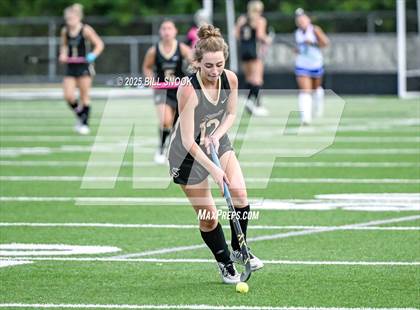 Thumbnail 2 in Lampeter-Strasburg @ Berks Catholic photogallery.