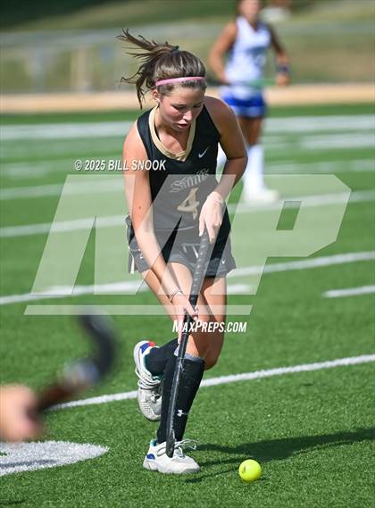 Thumbnail 2 in Lampeter-Strasburg @ Berks Catholic photogallery.