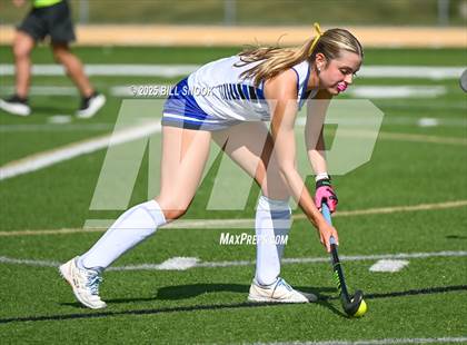 Thumbnail 2 in Lampeter-Strasburg @ Berks Catholic photogallery.