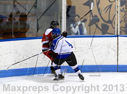 Thumbnail 3 in East Catholic vs. Warde/Ludlowe (CIAC Division II Finals) photogallery.