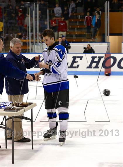 Thumbnail 2 in East Catholic vs. Warde/Ludlowe (CIAC Division II Finals) photogallery.