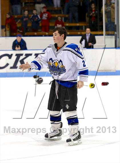 Thumbnail 2 in East Catholic vs. Warde/Ludlowe (CIAC Division II Finals) photogallery.
