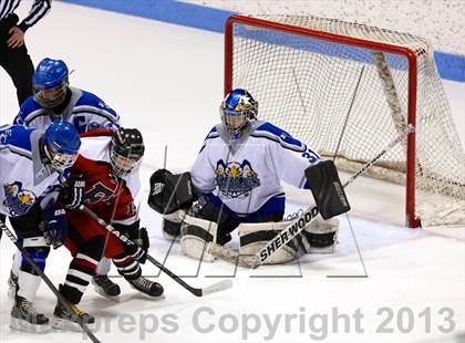 Thumbnail 1 in East Catholic vs. Warde/Ludlowe (CIAC Division II Finals) photogallery.