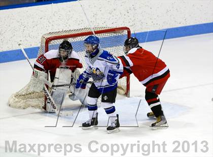 Thumbnail 1 in East Catholic vs. Warde/Ludlowe (CIAC Division II Finals) photogallery.