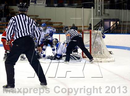 Thumbnail 2 in East Catholic vs. Warde/Ludlowe (CIAC Division II Finals) photogallery.