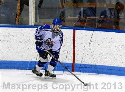 Thumbnail 1 in East Catholic vs. Warde/Ludlowe (CIAC Division II Finals) photogallery.