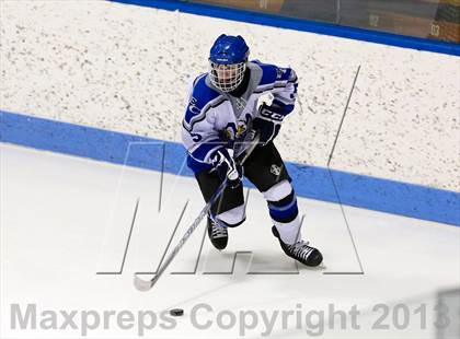 Thumbnail 1 in East Catholic vs. Warde/Ludlowe (CIAC Division II Finals) photogallery.