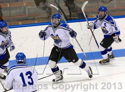 Thumbnail 1 in East Catholic vs. Warde/Ludlowe (CIAC Division II Finals) photogallery.