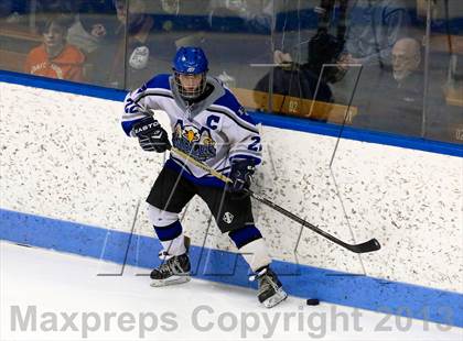 Thumbnail 1 in East Catholic vs. Warde/Ludlowe (CIAC Division II Finals) photogallery.