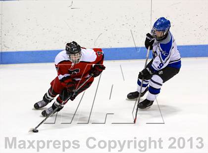 Thumbnail 2 in East Catholic vs. Warde/Ludlowe (CIAC Division II Finals) photogallery.