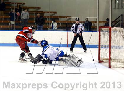 Thumbnail 2 in East Catholic vs. Warde/Ludlowe (CIAC Division II Finals) photogallery.