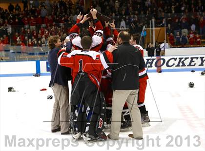 Thumbnail 1 in East Catholic vs. Warde/Ludlowe (CIAC Division II Finals) photogallery.