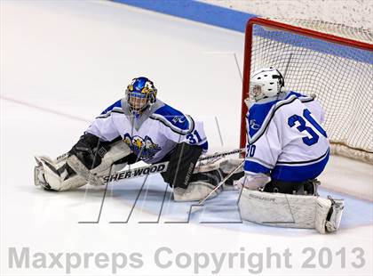 Thumbnail 3 in East Catholic vs. Warde/Ludlowe (CIAC Division II Finals) photogallery.