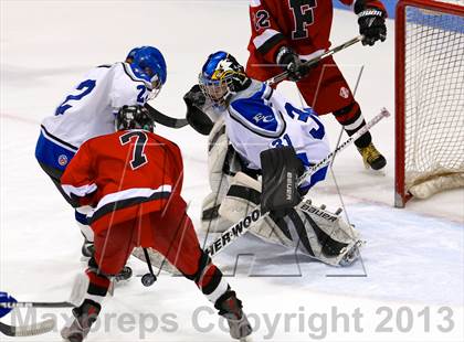 Thumbnail 3 in East Catholic vs. Warde/Ludlowe (CIAC Division II Finals) photogallery.