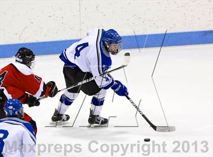 Thumbnail 1 in East Catholic vs. Warde/Ludlowe (CIAC Division II Finals) photogallery.