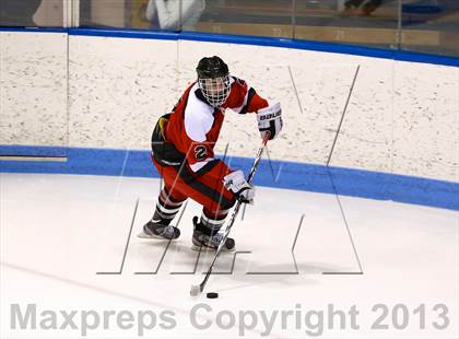 Thumbnail 3 in East Catholic vs. Warde/Ludlowe (CIAC Division II Finals) photogallery.