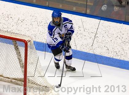 Thumbnail 1 in East Catholic vs. Warde/Ludlowe (CIAC Division II Finals) photogallery.