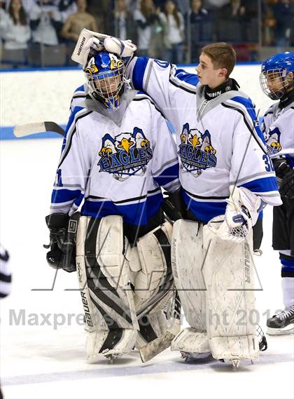 Thumbnail 1 in East Catholic vs. Warde/Ludlowe (CIAC Division II Finals) photogallery.