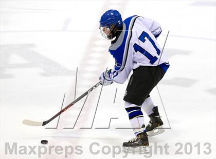 Thumbnail 3 in East Catholic vs. Warde/Ludlowe (CIAC Division II Finals) photogallery.
