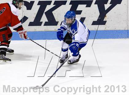 Thumbnail 2 in East Catholic vs. Warde/Ludlowe (CIAC Division II Finals) photogallery.