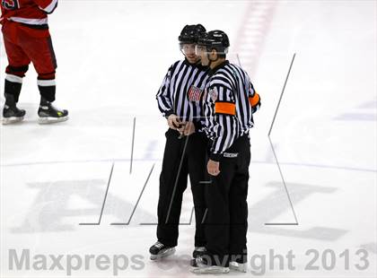 Thumbnail 1 in East Catholic vs. Warde/Ludlowe (CIAC Division II Finals) photogallery.