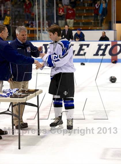 Thumbnail 3 in East Catholic vs. Warde/Ludlowe (CIAC Division II Finals) photogallery.