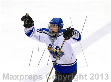 Thumbnail 2 in East Catholic vs. Warde/Ludlowe (CIAC Division II Finals) photogallery.