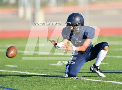 Thumbnail 2 in Tompkins vs Mayde Creek photogallery.
